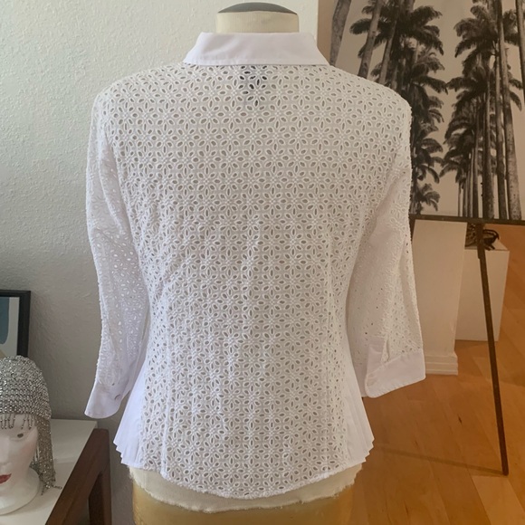 Anthropologie HD in Paris White button-down shirt/blouse with eyelet and pleats - Picture 8 of 10